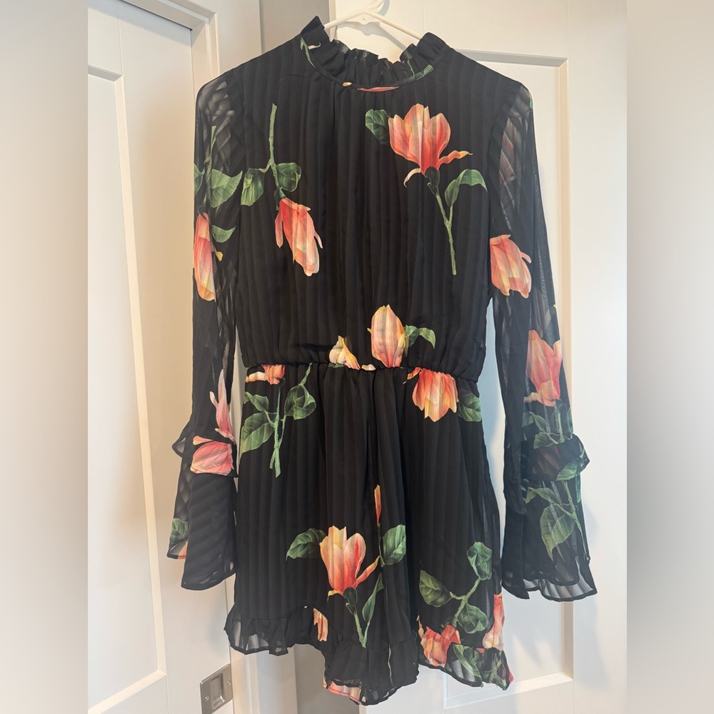 Lulu's Black Floral Long Sleeve Romper